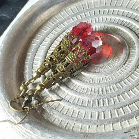 Bronze Faceted Crystal Ruby Red Luster Antiqued Filigree Teardrop Earrings - Picture 6 of 8